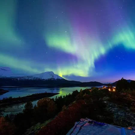 Holiday home Efjord Panorama Lodge, Spectacular View And Jaccuzi