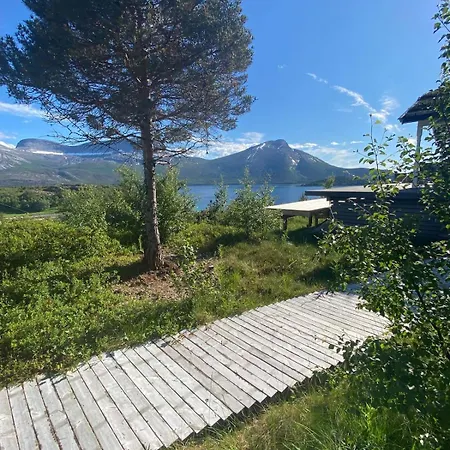 Efjord Panorama Lodge, Spectacular View And Jaccuzi Holiday home *