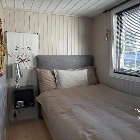 Efjord Panorama Lodge, Spectacular View And Jaccuzi * Straumoy
