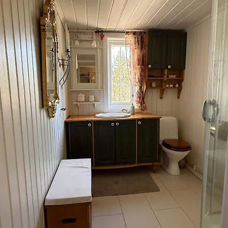 Holiday home Efjord Panorama Lodge, Spectacular View And Jaccuzi
